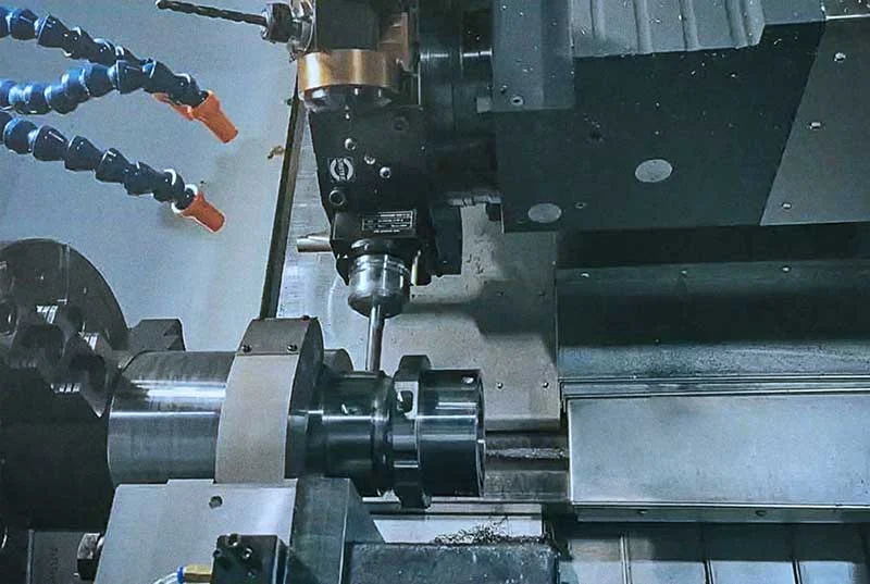 driven tool holder for CNC lathe